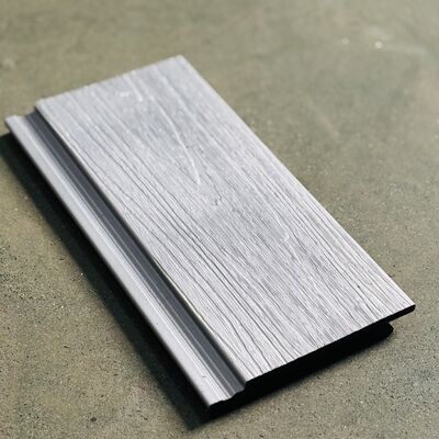 Panele WPC w kolorze Moonlight Silver Metallic — architektoniczny blask i odporność kompozytu