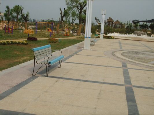 Park na świeżym powietrzu na zewnątrz Patio w ogrodzie publicznym WPC Drewniane listwy Ławka do siedzenia bez pleców